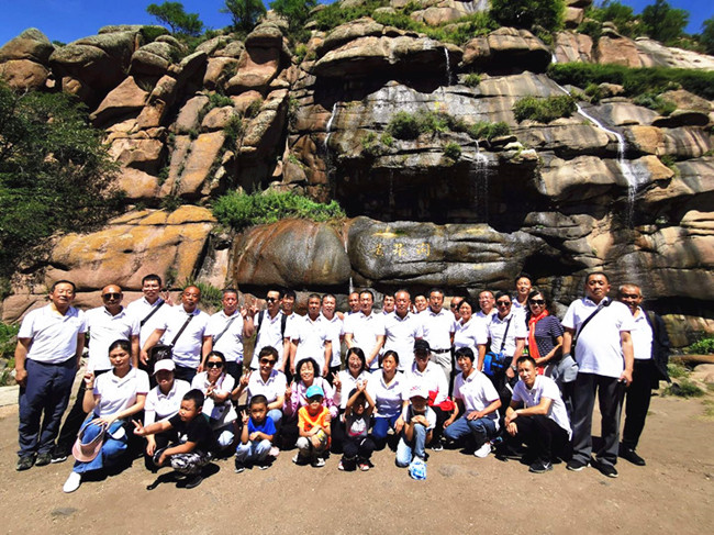 <a href='news_product.aspx?c_id=421&n_id=756' class='txt' target='_blank'>博思達(dá)全體員工赴輝騰錫勒草原...